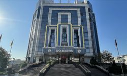 Buca Belediyesine yönelik rüşvet operasyonunda yakalanan 26 şüpheli adliyeye sevk edildi