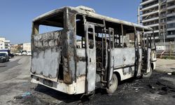 Park halindeki midibüste yangın faciası: 16 yaşındaki çocuk öldü