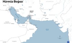 Hürmüz Boğazı, küresel enerji ticaretinin yüzde 20'sinin gerçekleştiği stratejik geçitlerden biri