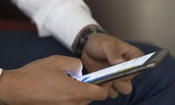 Haftanın 41 saat 37 dakikasını çevrim içi medyada geçiriyoruz