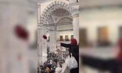 Fatih Camii’nde Kadir Gecesi’nde Mescid-i Aksa protestosu