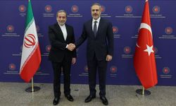 Dışişleri Bakanı Fidan, İranlı mevkidaşı Erakçi ile telefonda savaşın gidişatını görüştü