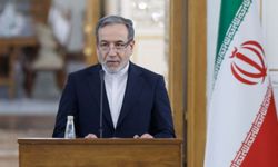İran Dışişleri Bakanı'ndan komşu ülkelere: ABD'den uzak durun