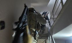 32 ilde FETÖ operasyonu: 64 gözaltı