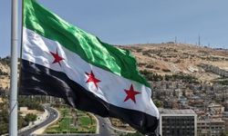 Suriye'de askeri üsse füze saldırısı