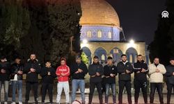 İsra*l'in savaş bahanesiyle kapattığı Mescid-i Aksa, 40 günün ardından ibadete açıldı