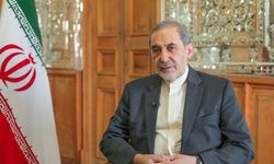 İran lideri Hamaney'in Başdanışmanı'ndan "Hürmüz Boğazı, ABD-İsrail ve destekçilerine açılmayacak" mesajı