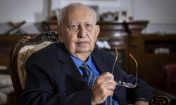 Eski TBMM Başkanı Hüsamettin Cindoruk hayatını kaybetti