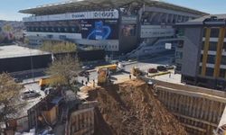 Kadıköy'de inşaat alanındaki duvar çöktü