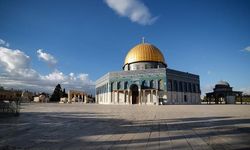 Mescid-i Aksa 41 gün sonra ibadete açıldı