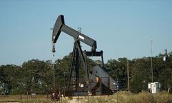 Brent petrolün varili 102,08 dolardan işlem görüyor