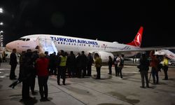 Küresel Sumud Filosu katılımcılarını taşıyan uçak İstanbul'a indi