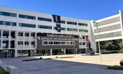 Antalya Büyükşehir Belediyesi'ne yönelik soruşturmada 25 şüpheli hakkında gözaltı kararı