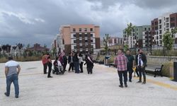 Depremzede vatandaşlar aidatların yüksekliğinden şikayetçi... Engelli depremzede: "Evi mi geçindireyim onu mu yatırayım?