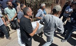 Gazze'de İsrail saldırısında yaralanan kız çocuğu arife günü şehit oldu