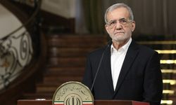 İran Cumhurbaşkanı: Askeri hedeflerine ulaşamayan düşman, ülkenin ekonomisini zedelemeye çalışıyor