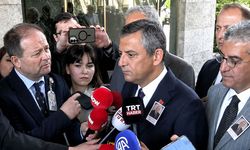 Özgür Özel: Kurultay için ilk imza atıldı