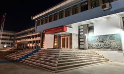 Tunceli Valisi Aygöl'ün Kemal Kılıçdaroğlu'nun afişlerini billboardlara astırdığı iddialarına yalanlama