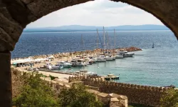 Bozcaada'ya 19-32 kişilik araçların geçişi yaz boyunca yasaklandı