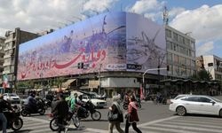 Katar heyeti arabuluculuk kapsamında Tahran'a geldi