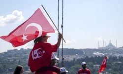 15 Temmuz Şehitler Köprüsü'ndeki "İrade Bizim, Zafer Bizim" Yürüyüşü tamamlandı: Köprü 15:00'te açılacak