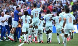 Dünya Kupası'nda ilk yarı finalist Fransa