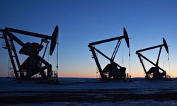 Brent petrolün varili 76,60 dolardan işlem görüyor