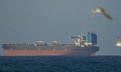 ABD, İran petrolünün satışına geçici olarak izin veren lisansı iptal etti