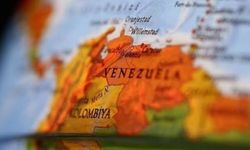 Venezuela, kurtarma çalışmalarına vizesiz katılmak isteyen 2 ABD vatandaşını kabul etmedi