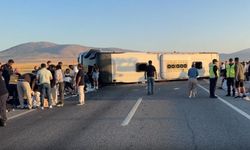 Kütahya'da yolcu otobüsü devrildi: Çok sayıda yaralı var!