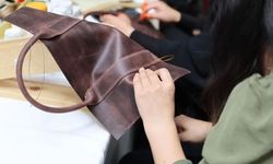Atık deriler Van'ın tarihi motifleriyle yeniden hayat buluyor