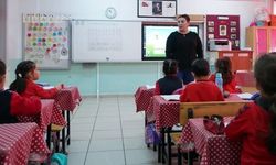 Sözleşmeli öğretmenlik yapan eşlerin yer değiştirme başvuruları 12 Ağustos'ta başlayacak