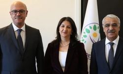 DEM Parti İmralı Heyeti: Öcalan, “Siyasetin çıkaracağı yasa, bu sürecin önünü açacak anahtar niteliğindedir"