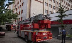 Erzurum Adliyesi'nin arşiv bölümünde çıkan yangın ekiplerce kontrol altına alındı