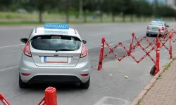 Ehliyet sınavında ezber dönemi bitiyor: Direksiyon eğitimi ve sınav süresi uzayacak