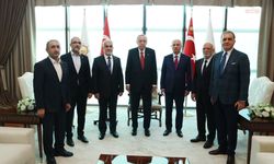 Cumhurbaşkanı Erdoğan, HÜDA PAR Genel Başkanı Yapıcıoğlu’nu kabul etti