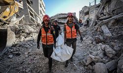 Katil İsrail'in 2023'te Gazze'ye düzenlediği saldırıda enkaz altında kalan 55 kişinin naaşı çıkarıldı