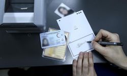 Usulsüz yollarla Türk vatandaşlığı kazandıran şebekeye operasyon: 72 gözaltı