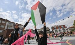 Ankara'da uçurtmalar Gazzeli çocuklar için havalandı
