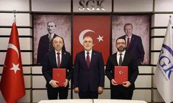 SGK ile Türk Eczacıları Birliği arasında eczanelerden ilaç teminiyle ilgili ek protokol imzalandı