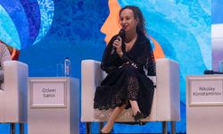 Özlem Şahin, Moskova’da BRICS+ Moda Zirvesi ve Moskova Moda Haftası’nda Türkiye’yi Temsil Etti