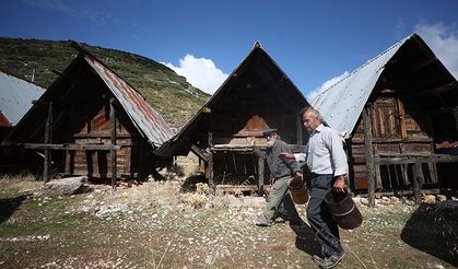 Likya lahitlerinden esinlenilerek yapılan tahıl ambarları asırlardır hizmet veriyor