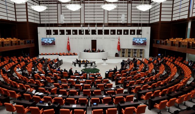 TBMM’de AK Parti, MHP, İYİ Parti ve Saadet Partisinin imzaladığı bildiride PKK terör örgütünün saldırıları kınandı