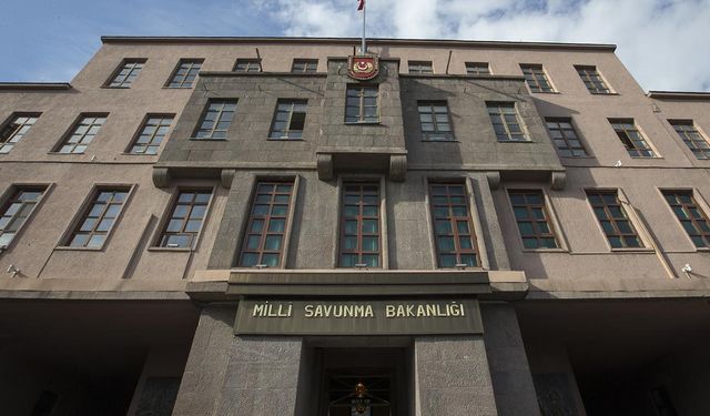 Sınırda insan kaçakçılığı | MSB kaynakları: Emekliye ayrılan tuğgeneral YDK'ya sevk edildi