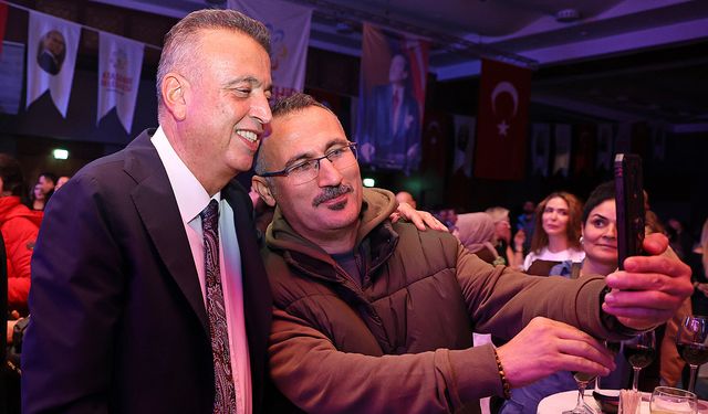 Ataşehir Belediyesi, Ataşehirli Öğretmenler İçin Öğretmenler Günü Kokteyli Düzenledi