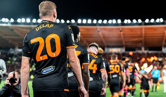 Hull City'ye yeni forma sponsoru