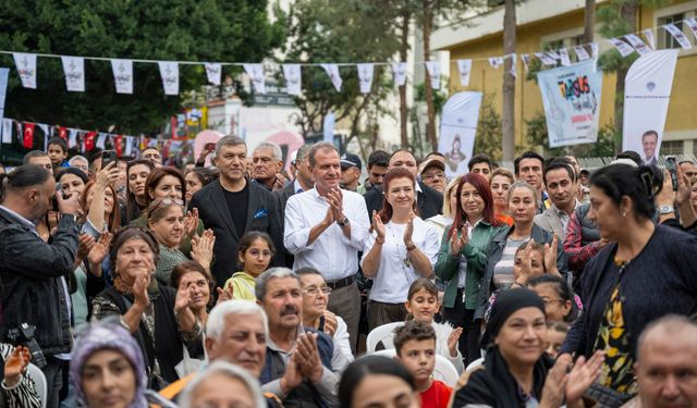 Başkan Seçer, dolu dolu geçen festivalin ikinci gününde de Tarsus’taydı