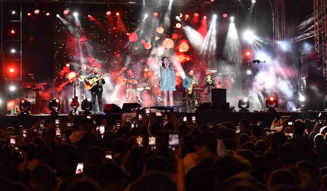 Tarsus’un Sokaklarını Festival Büyüsü Sardı