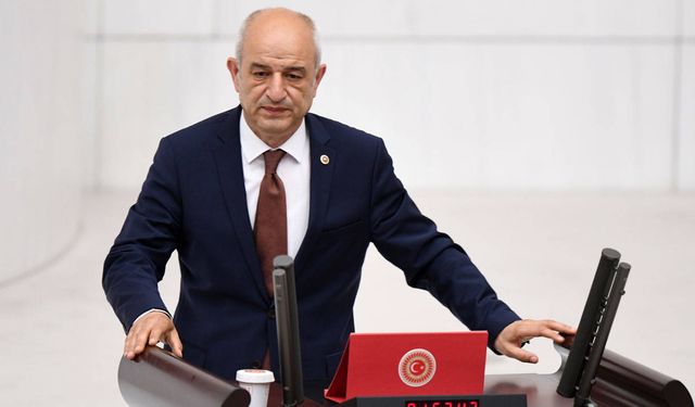 CHP'den istifa eden Ali Fazıl Kasap: Saadet Partisi'nin sözünün bitmemesi için tarihi bir sorumluluk üstlendik