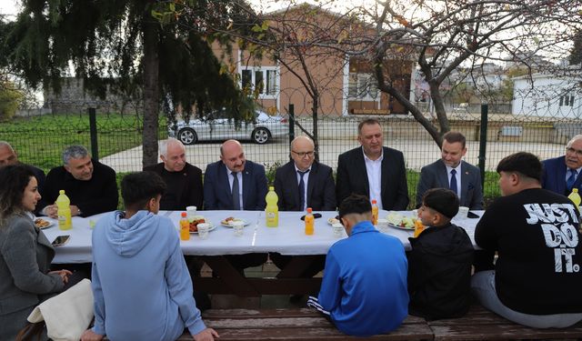 Kartal Belediyesi’nden Koruma Altındaki Çocuklara Doğum Günü Sürprizi